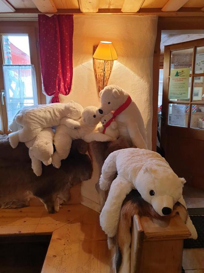 Auberge De L'Ours Vers L'Eglise エクステリア 写真
