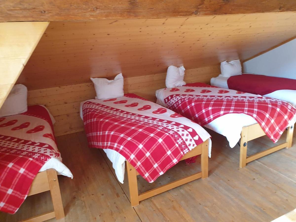 Auberge De L'Ours Vers L'Eglise エクステリア 写真